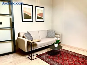 Chez Roya - Image 1