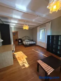 Guest Rooms in Private Home by Airport, Shared Bath, Non-Smoking, Contactless Check-in, No Staff, Quiet Stay, Short Stay - Image 1