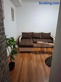 NeNa Apartmani - Ruma - Image 4