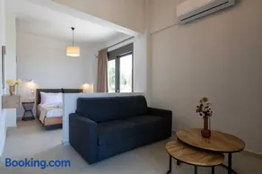 A V Luxury Apartments with Private Pools - Image 2