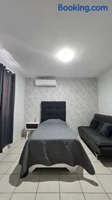 casa Apodaca cerca del aeropuerto - Image 3