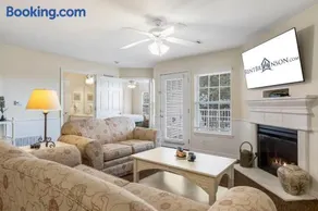 Expansive Condo-Table Rock Access-2 Kitchens-Free Daily Tickets - Image 1