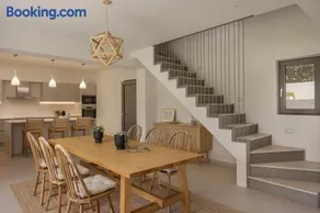 Marina Residences Lassi - Image 1