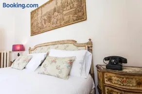 Trastevere Decò Apartment - Image 2