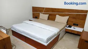 Smj international hotel - Image 2