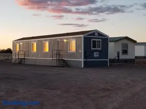 072A Affordable Getaway near South Rim Sleeps 4- No Kitchenette - Image 2
