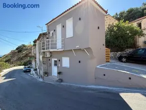 Panos house Plomari - Image 1