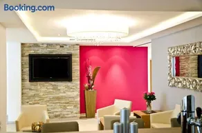 Hotel Garni Alpenland - Image 2
