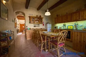 Stunning 3 bedroom Farmhouse with pool - Image 5