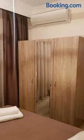 Nea peramos apartment Up to 8 person - Image 2