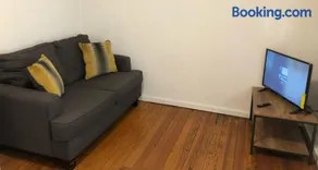 Private and cozy house with one bedroom and one bathroom, MetLife Stadium FIFA World Cup 35 minutes away - Image 2