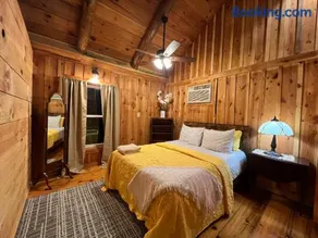 Mountain Retreat - Image 5