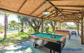 Spacious Villa with Pool near the Beach in Alicante - Image 3