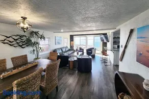 Alsea Bay Cottage with Hot Tub! The Retreat - Image 2