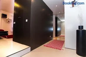 Ana's Design Apartments - Image 5