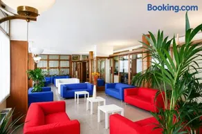 Hotiday Firenze Novoli - Image 1