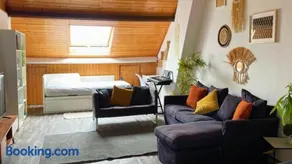 Cosy place near Atomium with parking - Image 3