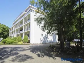Südwind Apartment Nr 05 - FeWo Usedom, strandnah, Schwimmbad, Sauna, Parkplatz, WLAN, und Balkon - Image 1