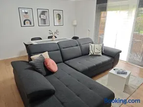 FH-Nähe: Modernes Apt mit Balkon - Image 2