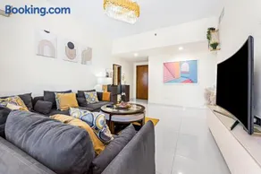 Great Gatsby's Home - Image 2