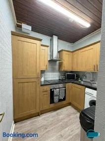 Edinburgh Hymarket 2bed modern apartment - Image 3