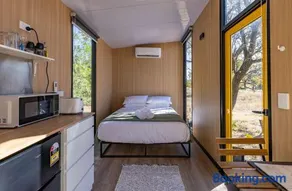 Auburn Vale Cottage by Tiny Away - Image 4