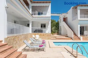 Newly Renovated Apartment Sunset1, Pool, Free Wifi, AC - Image 2