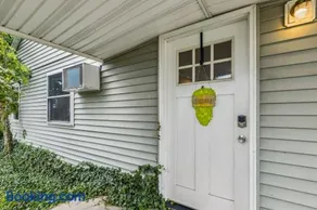 3 Charming Cottages on GOTL Strip - Sleeps 10 - Image 2