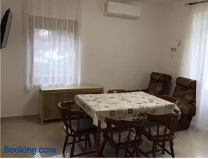 Lomb Nyaraló - Image 3