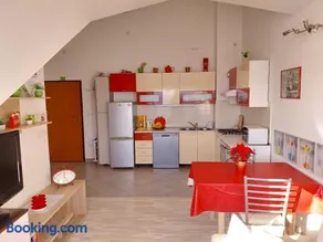 Seaview apartment - Image 2