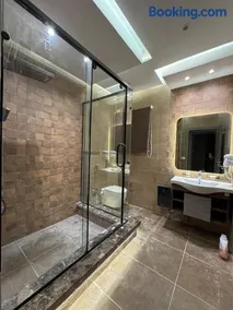 EMPIRE-K Homes -Khalid's Villa - Image 5