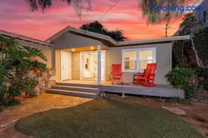 CBS-501 - Cardiff Hillside Hideaway - Image 1