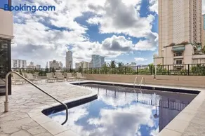 Boutique Hotel Waikiki FREE parking - Image 2