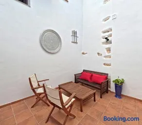 Casa rural en Montejaque con patio andaluz, chimenea y sala multiusos - Image 3