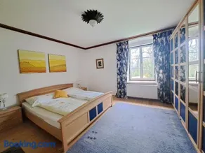 Lindenhof - Image 2