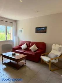 Maison classée 3 étoiles avec garage et 2 terrasses - Image 1