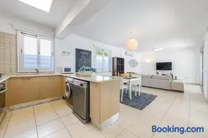 Konnos Breeze Villa - Image 2