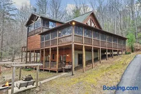 Relaxing Cabin near Bear Claw Vineyard, Hot Tub, Game Room, Pet Friendly, sleeps10 - Image 1