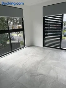 Private Room Available - Image 5