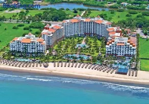 Beachfront 2 bedroom Condo in Playa Royale Resort, Nuevo Vallarta - Image 2