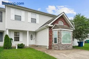 Cozy Getaway Homes - Image 1