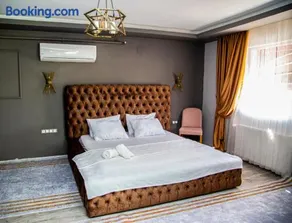 We Nirvana Otel - Image 1