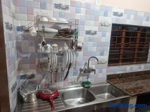 Bhoomi Retreat 2 BHK Near Metro & Diamond Harbour Rd - Image 3