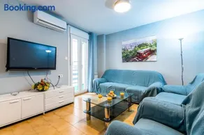 tuGuest Manuel de Falla Apartment - Image 1