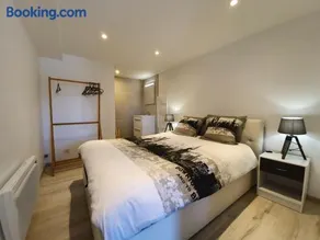 Appartement T2 proche gare et centre Bourgoin - Image 1