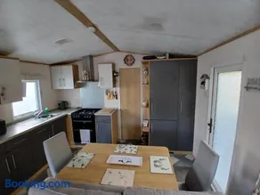 The Robin's Nest - Image 4