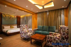 HOTEL SUNRISE HOSPITALITY - Image 4