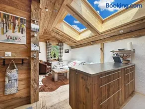 Matterhorn Alpine Hideaway, Cozy Renovated Condo - Image 2