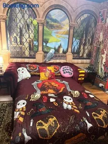 Gryffindor Common Room- Warner Bros Studios & London - Image 3