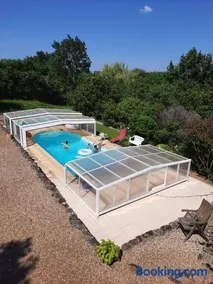 Gîte La Pironnière - Piscine, Nature, au bord de la Rivière - Image 1